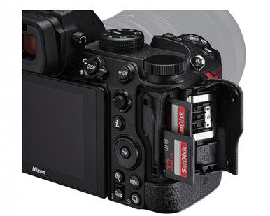 Nikon Z5 Body + SD 64GB