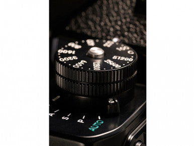 Nikon Z f + 24-70mm f/4 S + SDXC 128GB Garanzia Nital